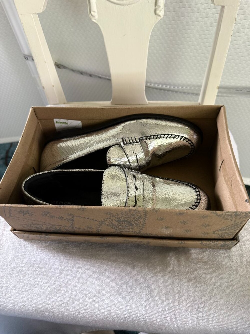 NWT BOX FREE PEOPLE PEWTER LEATHER LOAFERS